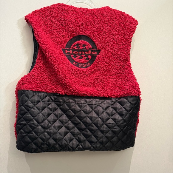 Honda By Utopia Dream Lab Red Sherpa Vest Size Small - Picture 2 of 7